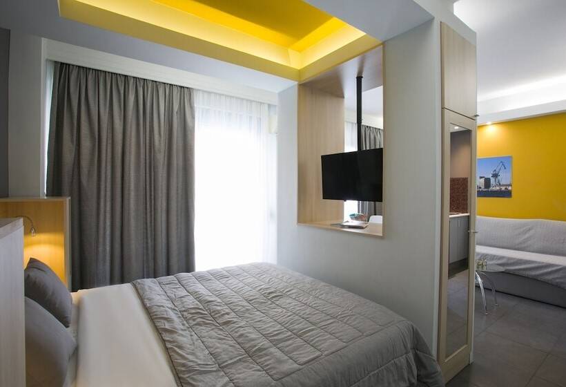 إستوديو قياسي مطل على المدينة, Polis Apartments