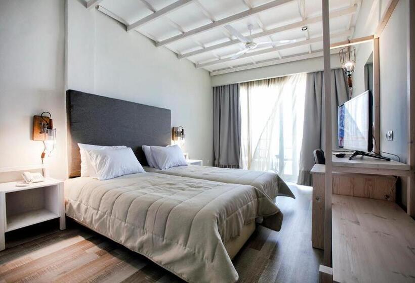 סוויטת ג'וניור אקזקיוטיב, Rigas Boutique