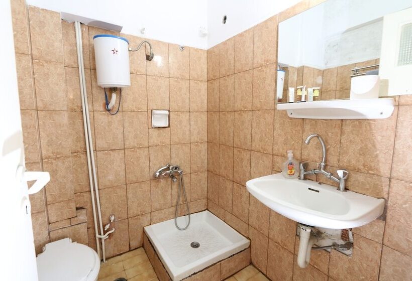 اتاق استاندارد یک نفره, Athens Delta