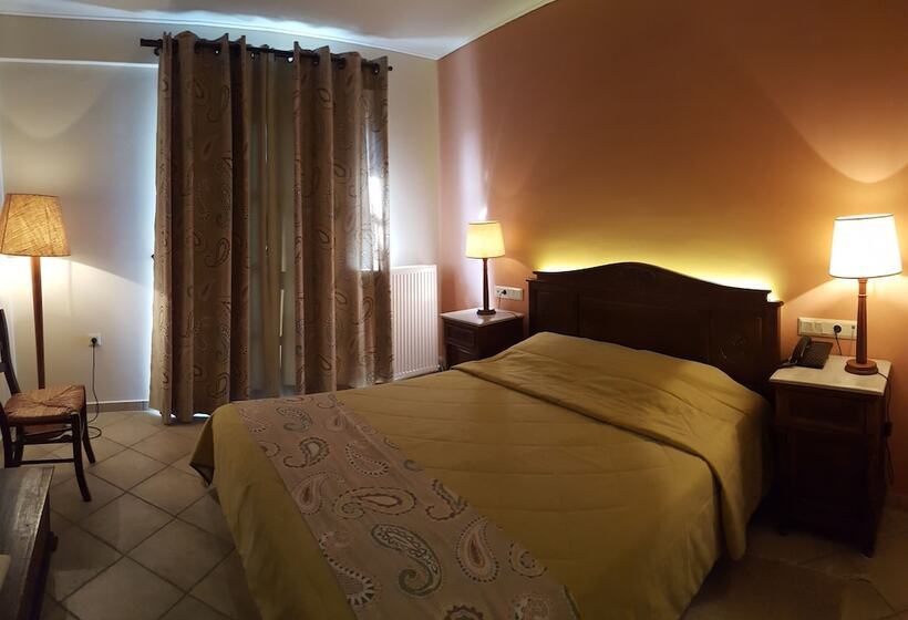 Номер Стандарт Вид на Горы, Bacchus