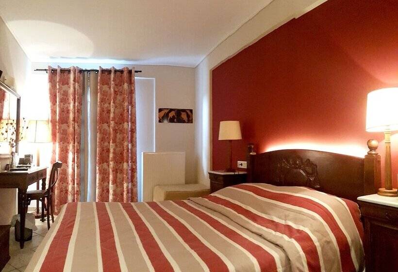 Номер Стандарт Вид на Горы, Bacchus