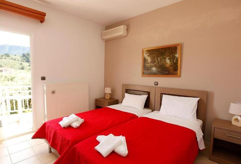 Апартаменты 2 Спальни, Chrisa