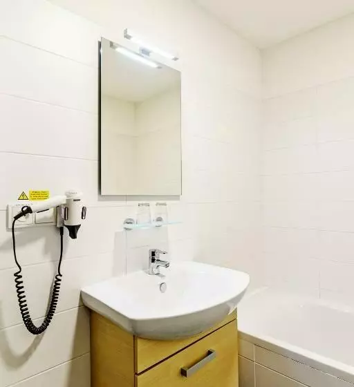 Executive-huone, Efi Palace