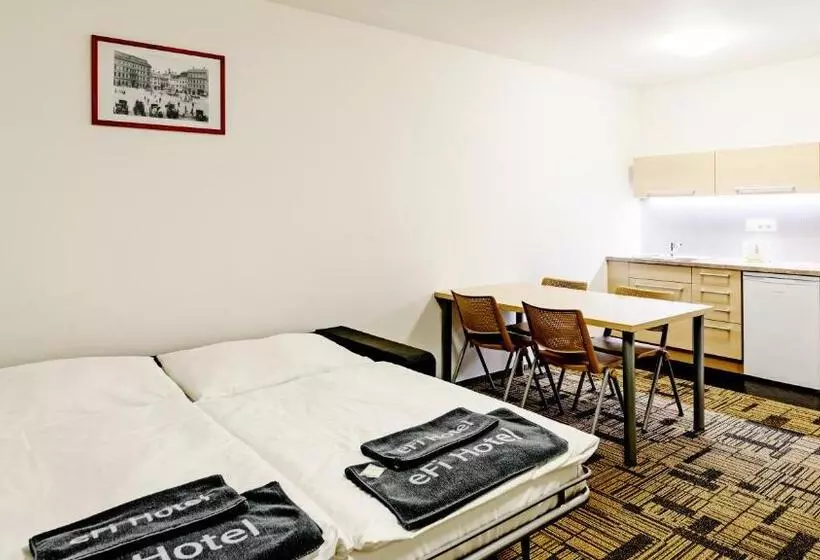 Executive-huone, Efi Palace