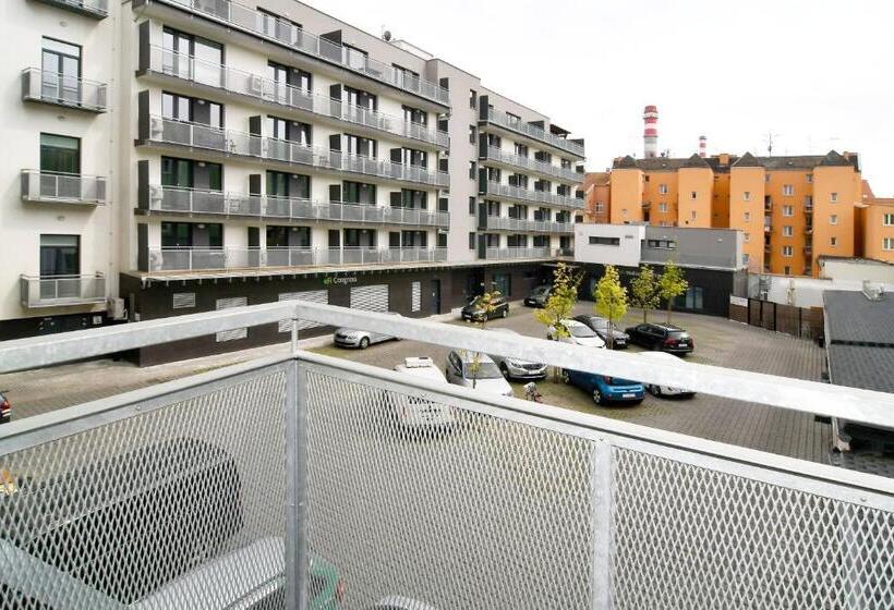 침실 2개 아파트, Efi Palace