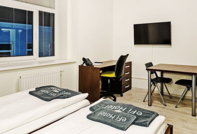 침실 1개 아파트, Efi Palace