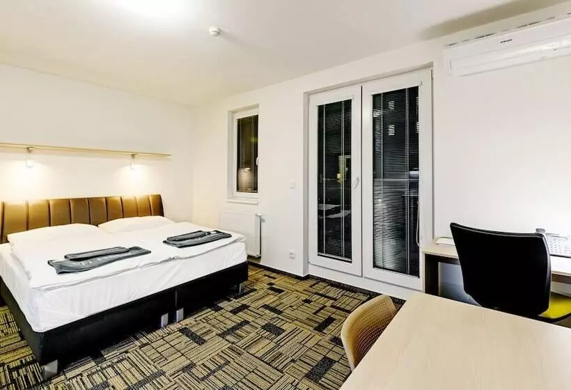 Executive-huoneisto 1 Makuuhuone, Efi Palace