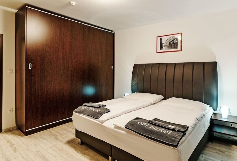 침실 1개 디럭스 아파트, Efi Palace