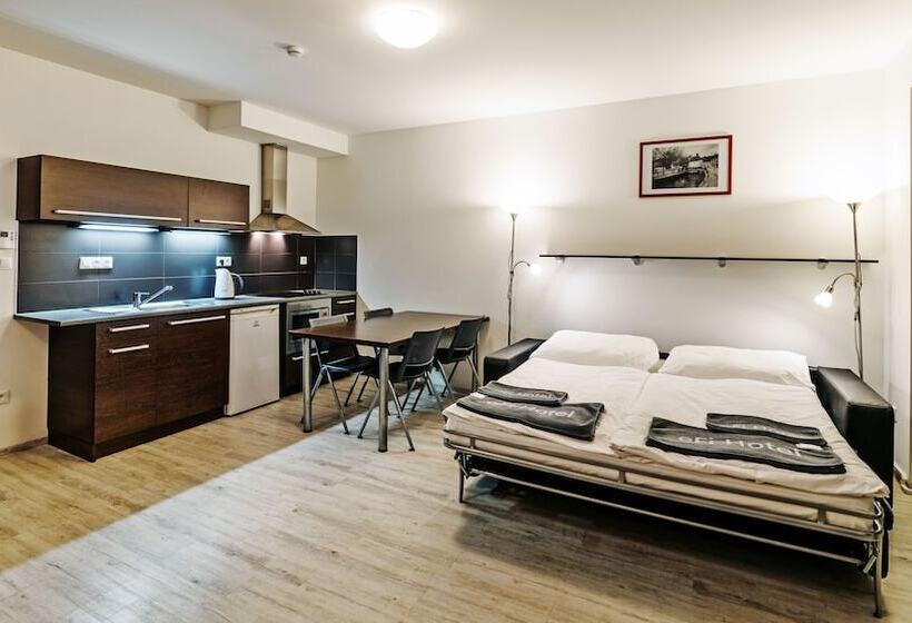 침실 1개 디럭스 아파트, Efi Palace