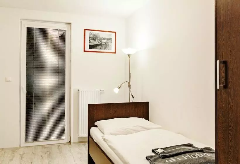Deluxe-huoneisto 1 Makuuhuone, Efi Palace