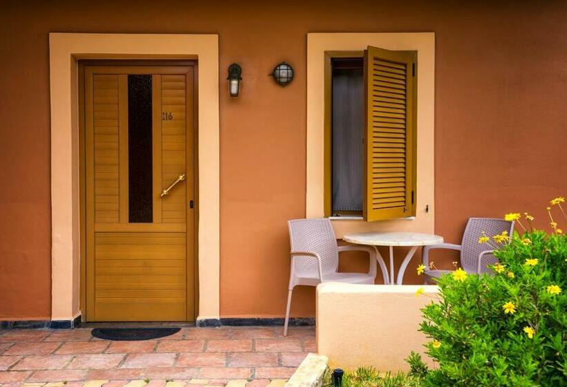 バルコニー付きスタンダードステューディオ, Eko Suites