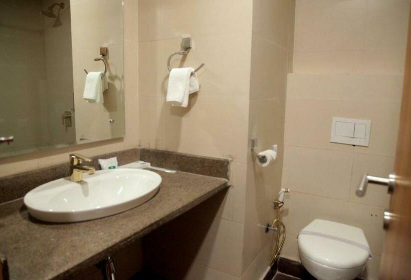 Deluxe Rum, Le Roi Jammu Near Jammu Railway Station