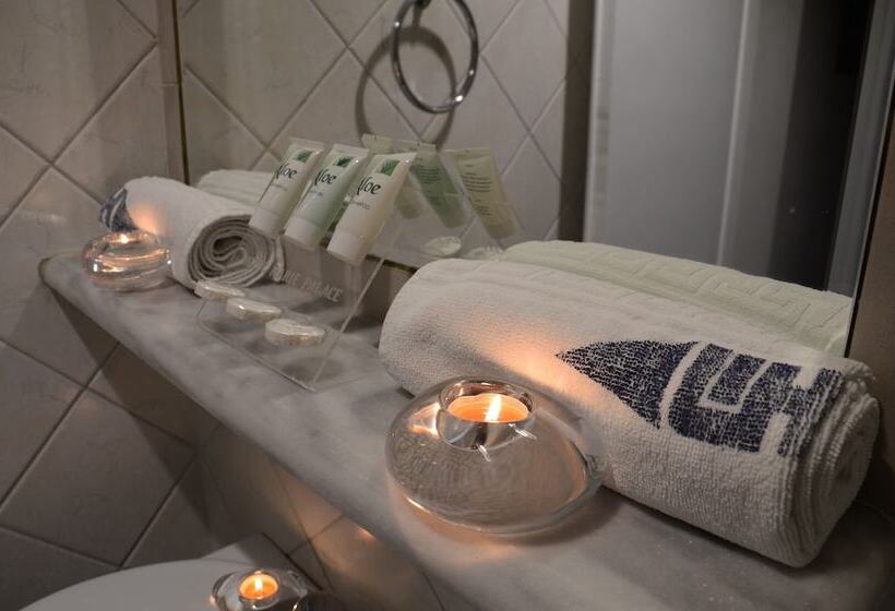 اتاق استاندارد چهار تخته, Marie Palace