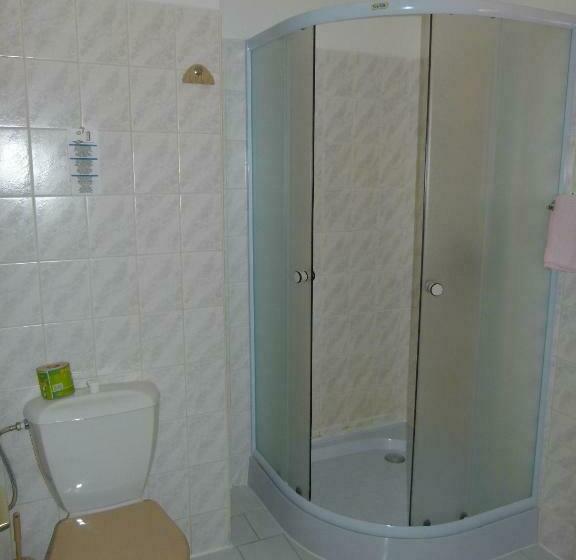 スタンダードルーム, Pelikan