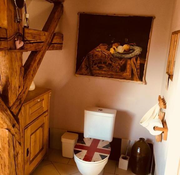 סוויטה משפחתית, Pension Laura