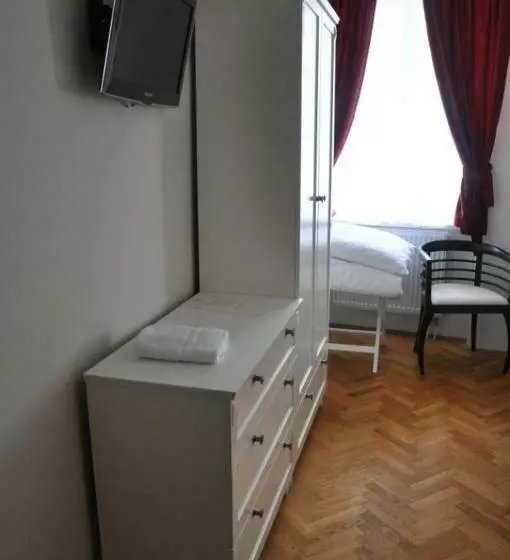 Standard Yhden Hengen Huone, Pivovar Hotel Na Rychtě