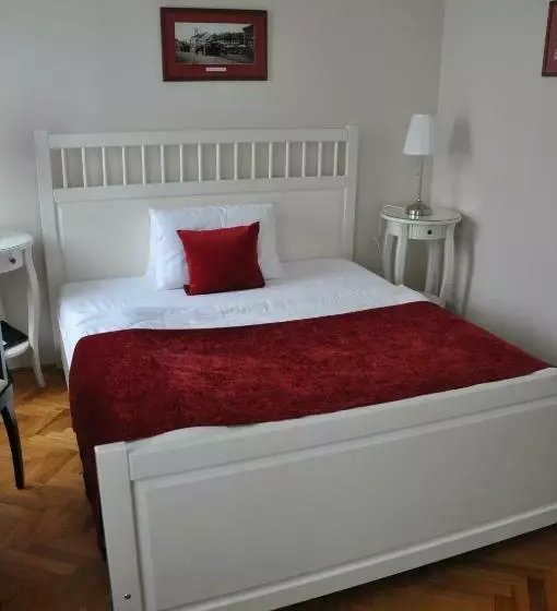 Standard Yhden Hengen Huone, Pivovar Hotel Na Rychtě