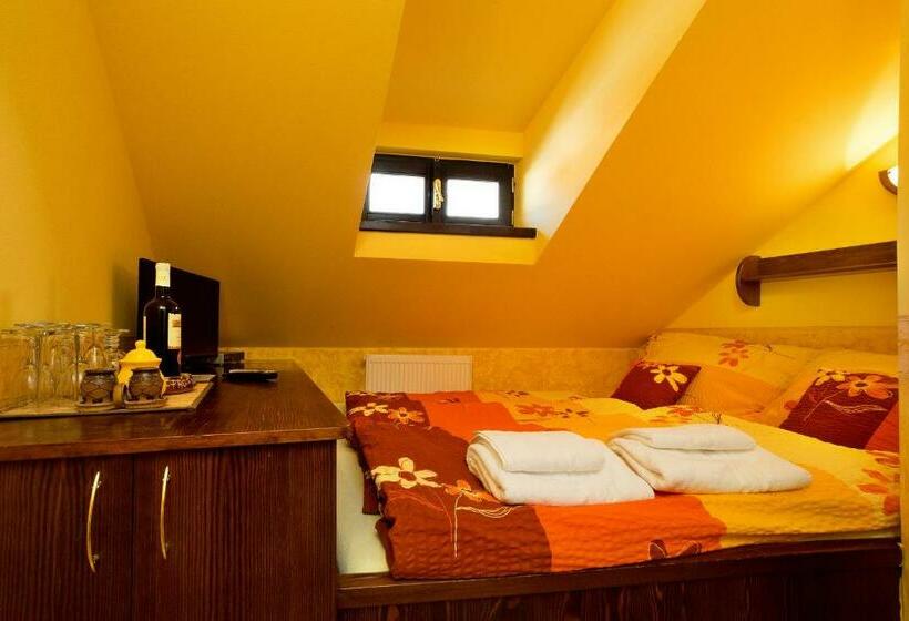 标准单人间, Ubytovani Zamecke Schody