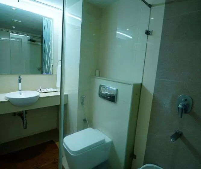 اتاق اجرایی, Vijay Parkinn Coimbatore