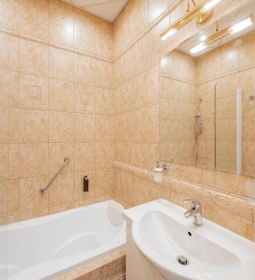 חדר דלוקס, Zamek Hradek U Susice