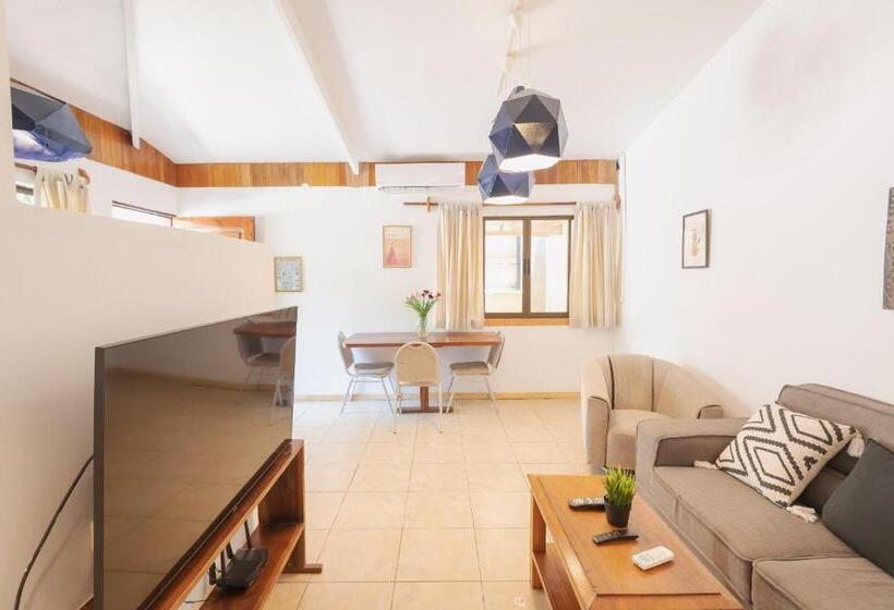 带1个卧室的别墅, Maoritsio Garden Studios