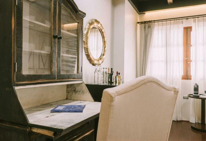 سوئیت پریمیوم, Casona De Los Sapos Hotel Boutique