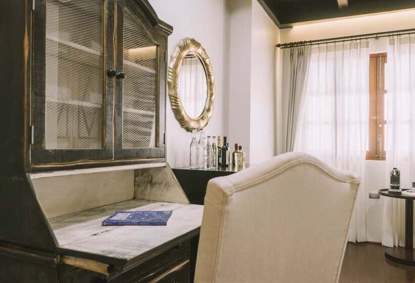 سوئیت پریمیوم, Casona De Los Sapos Hotel Boutique