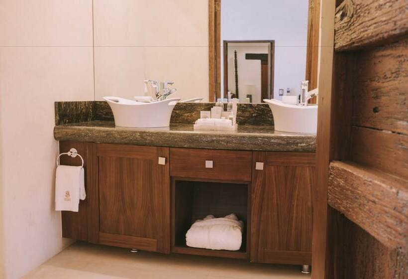 سوئیت پریمیوم, Casona De Los Sapos Hotel Boutique