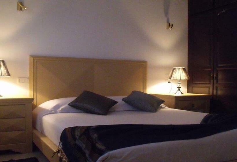 침실 1개 아파트, Castilia Suites