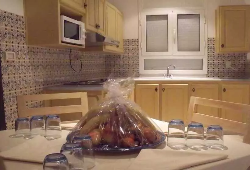 آپارتمان 1 خوابه, Castilia Suites