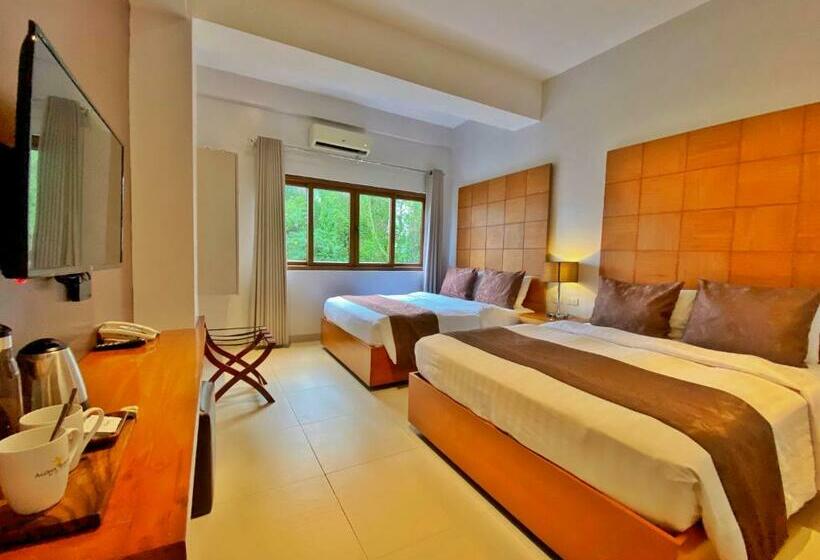 Quarto Deluxe, Aloha Boracay