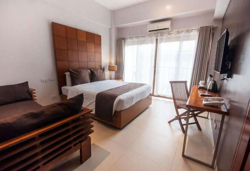 Quarto Deluxe com Sacada, Aloha Boracay