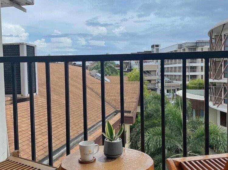 Quarto Deluxe com Sacada, Aloha Boracay