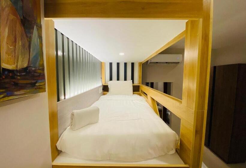 Quarto Familiar Deluxe, Aloha Boracay