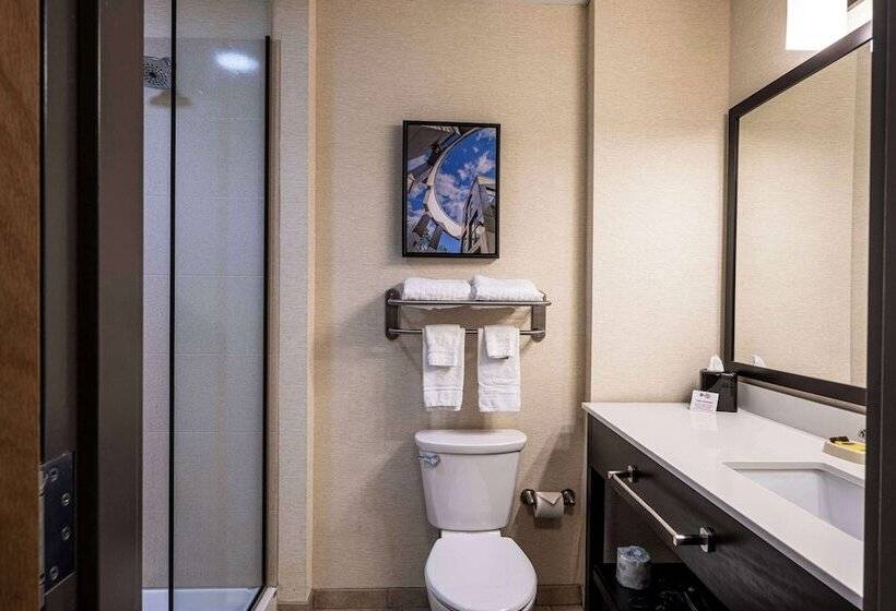 스탠다드 룸 더블 침대, Best Western Plus Franciscan Square Inn & Suites  Steubenville