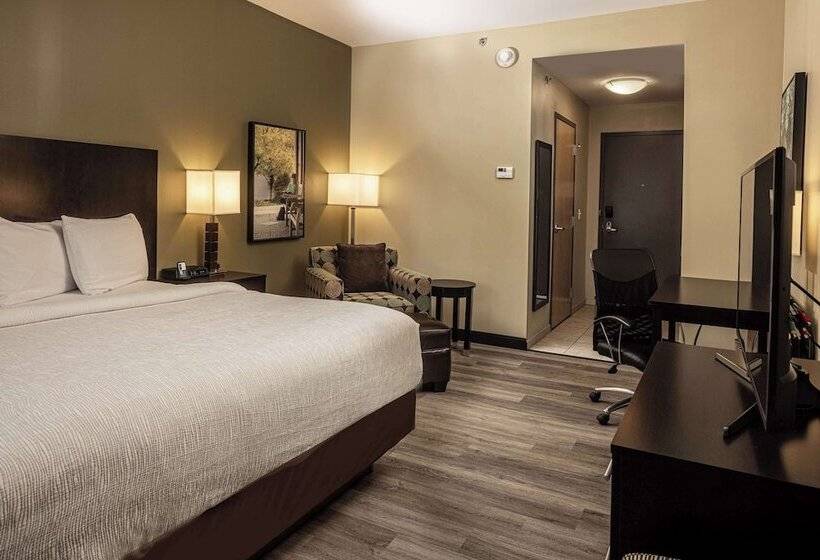 غرفة قياسية سرير مزدوج, Best Western Plus Franciscan Square Inn & Suites  Steubenville