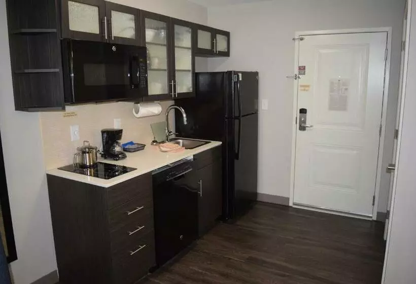 スタンダードスタジオ, Candlewood Suites   Nashville Metro Center, An Ihg