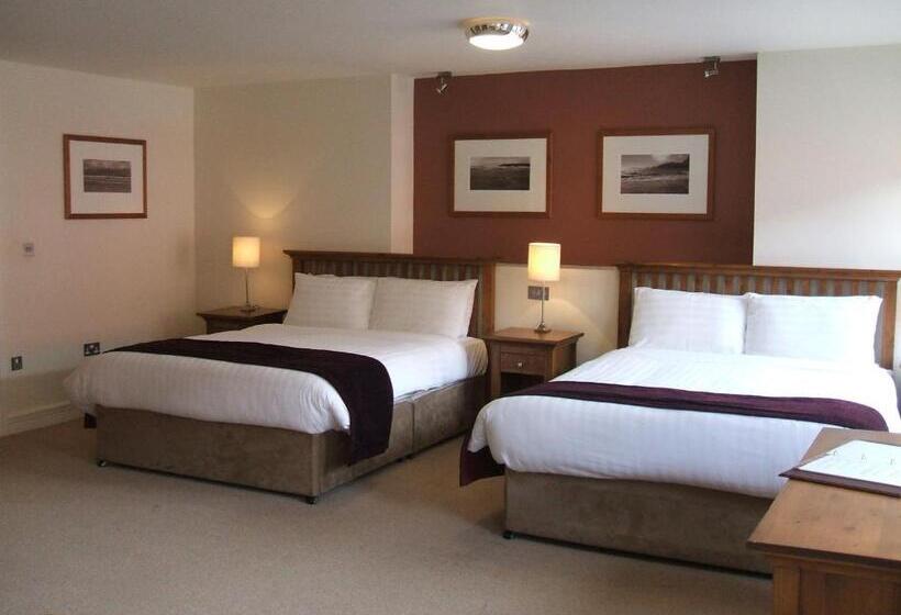 Четырехместный Номер Стандарт, Coachmans Townhouse