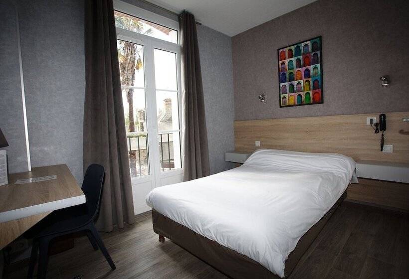 スタンダードルーム, Contact Hôtel   Hôtel Le Lion D Or Lamballe