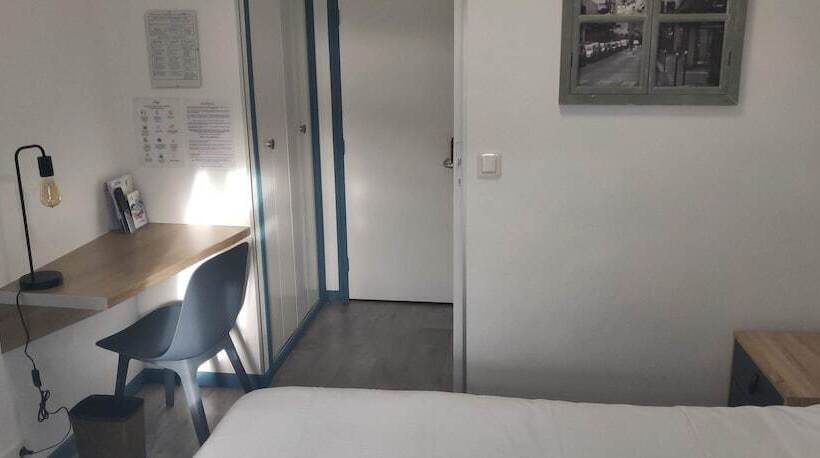 スタンダードルーム, Contact Hôtel   Hôtel Le Lion D Or Lamballe