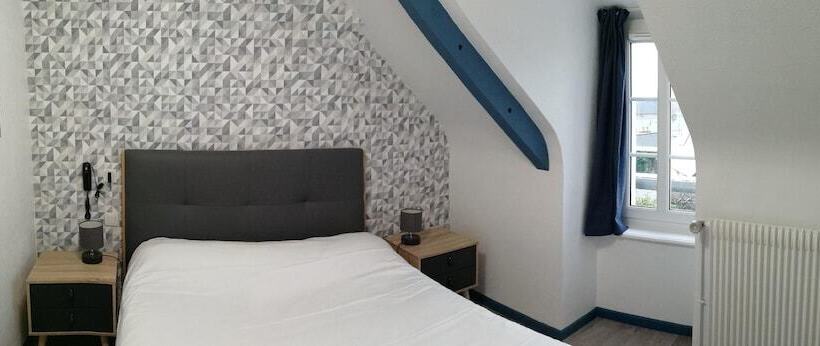 スタンダードルーム, Contact Hôtel   Hôtel Le Lion D Or Lamballe