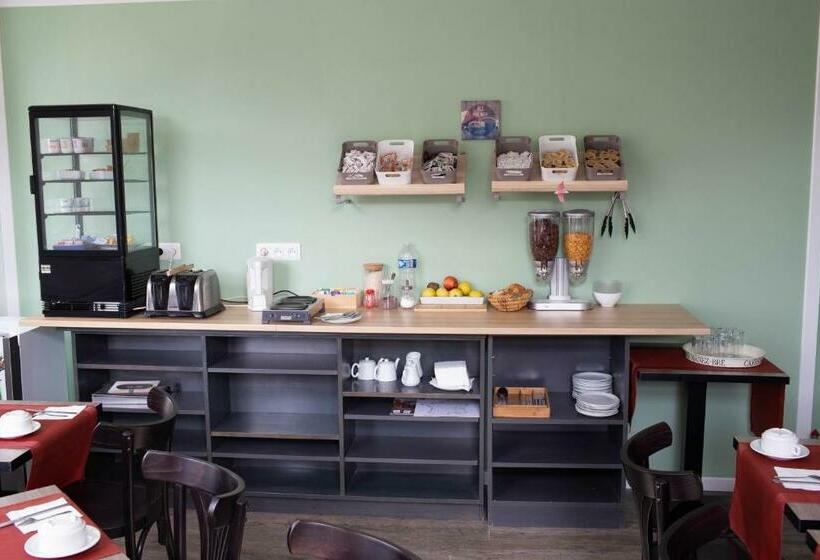 Номер Стандарт, Contact Hôtel Du Champ De Mars De Saint Brieuc