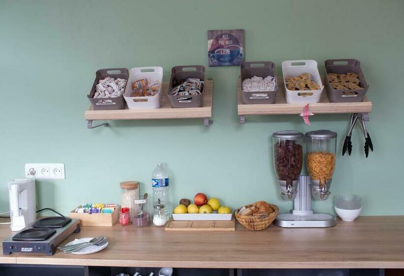 اتاق استاندارد, Contact Hôtel Du Champ De Mars De Saint Brieuc