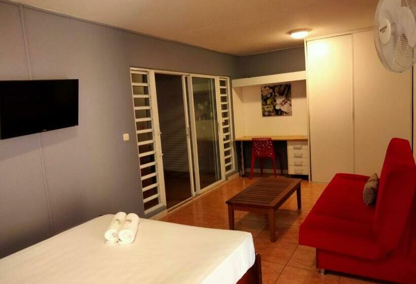 1 Bedroom Apartment with Terrace