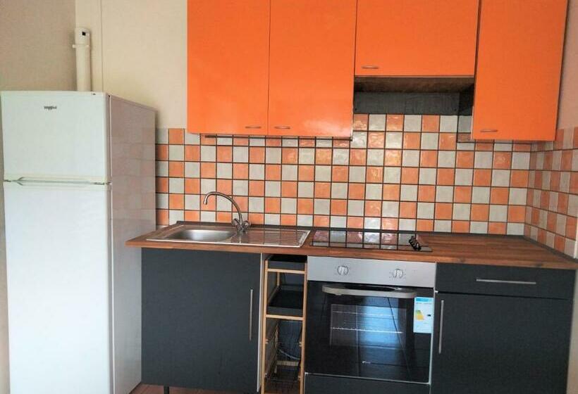 آپارتمان 1 خوابه با تراس, Courbaril Village