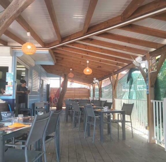 آپارتمان 1 خوابه, Courbaril Village