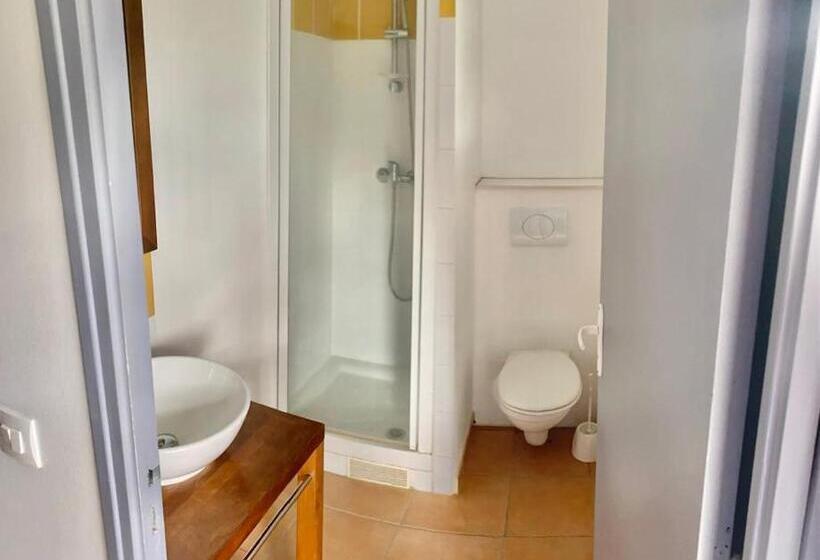 آپارتمان 1 خوابه, Courbaril Village