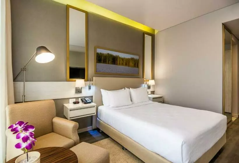 スタンダードルーム, Crowne Plaza Barranquilla, An Ihg