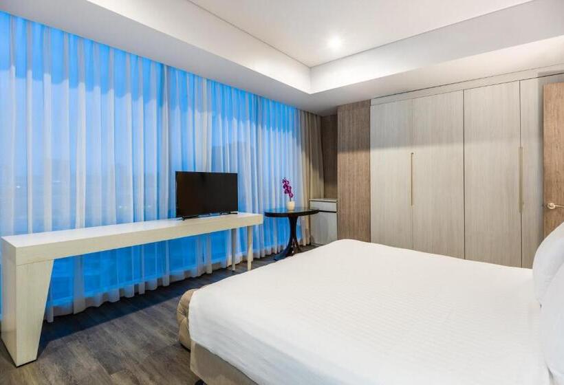 Номер Deluxe Кровать Кинг, Crowne Plaza Barranquilla, An Ihg