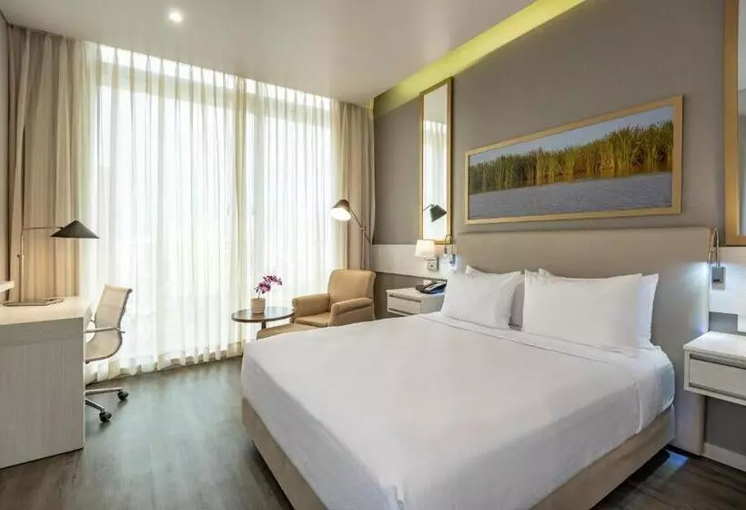 スタンダードシティビュールーム, Crowne Plaza Barranquilla, An Ihg